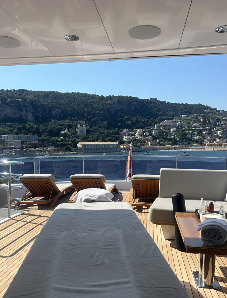 Massage sur Yacht Antibes